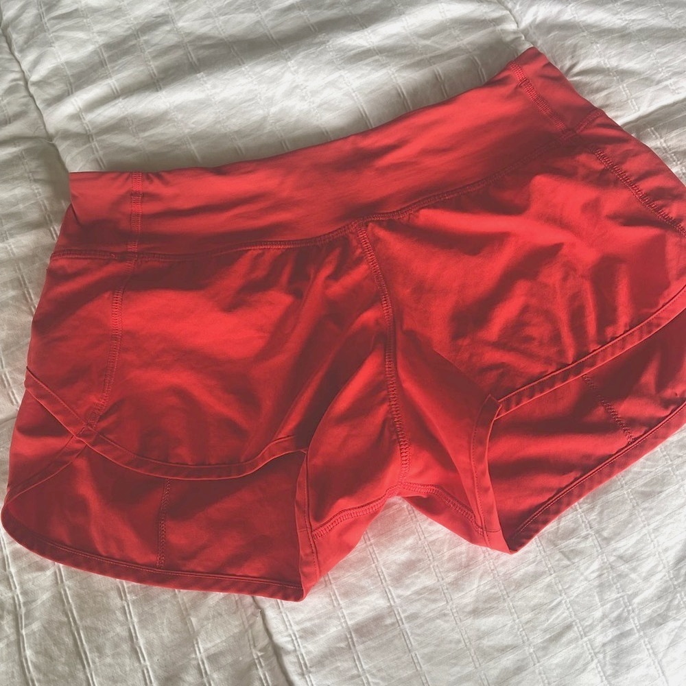 Lululemon coral shorts size 4